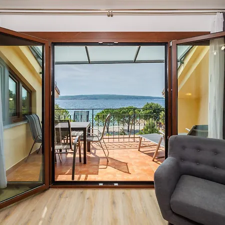 Beach Apartments Center Crikvenica Buitenkant foto