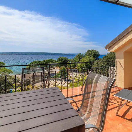 Beach Apartments Center Crikvenica Buitenkant foto